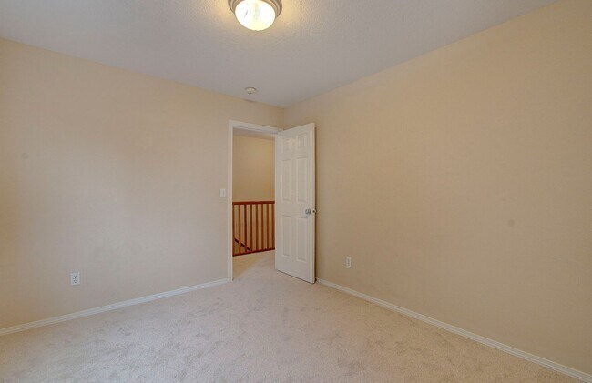 Building Photo - Salmon Creek 4 bd 2.5 ba Available Now!