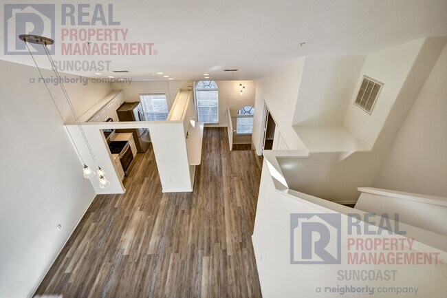 Building Photo - 4220 Players Pl