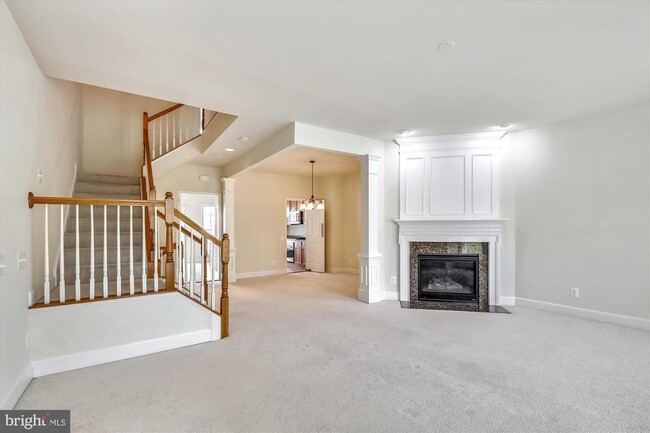 Building Photo - 14855 Potomac Branch Dr