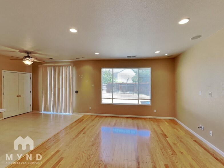 Building Photo - 4338 Glen Canyon Cir