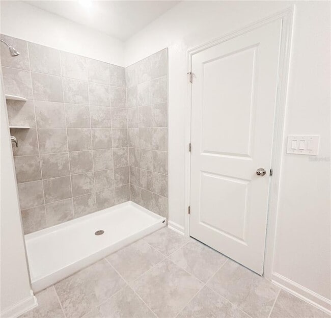 Building Photo - 1153 Deepwater Cir