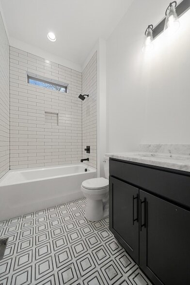 Building Photo - 1201 Stainback Ave