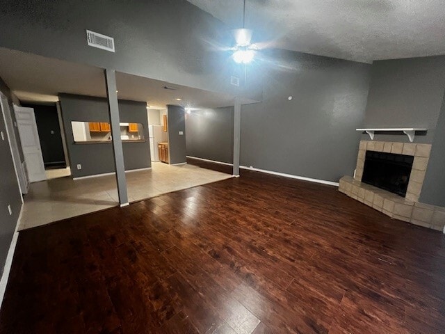 Building Photo - 2411 Spring Dusk Dr
