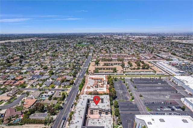 Building Photo - 12400 Montecito Rd