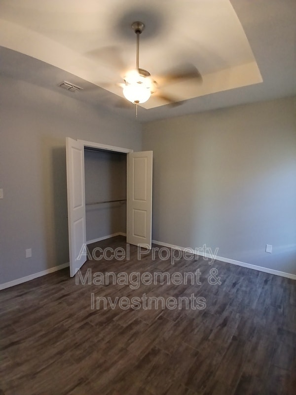 Building Photo - 1805 Cari Nicole Ave