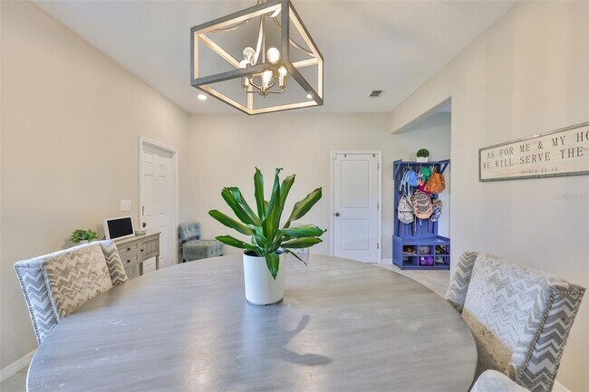Building Photo - 9454 Channing Hill Dr