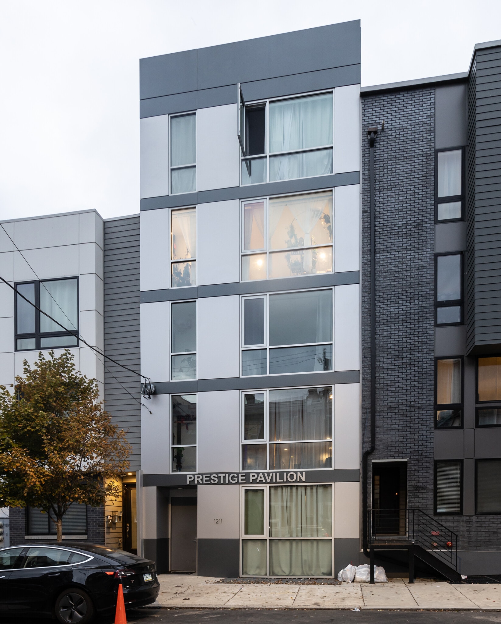 Building Photo - 1211 N 5th St