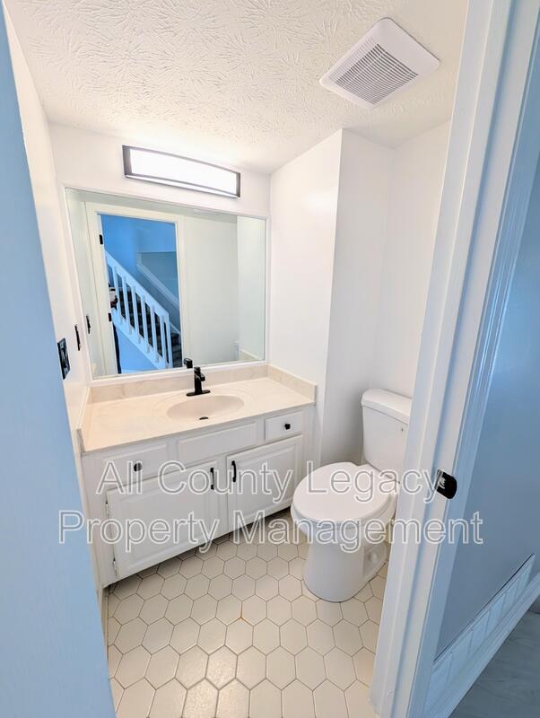 Building Photo - 1609 Burnstone Dr