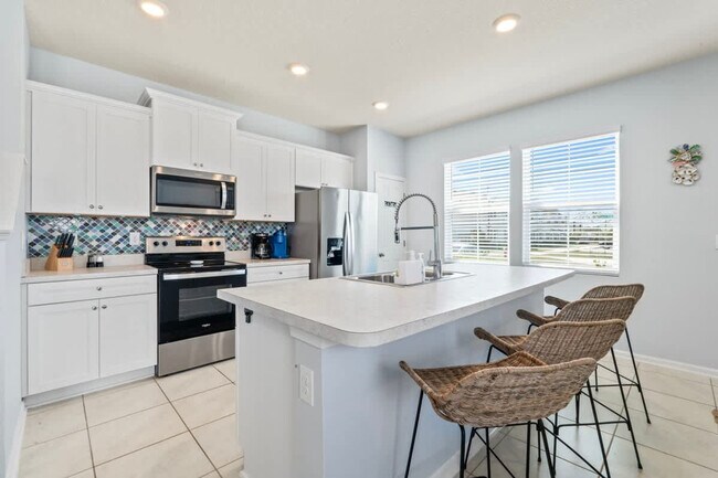 Building Photo - 122 Whispering Brk Dr