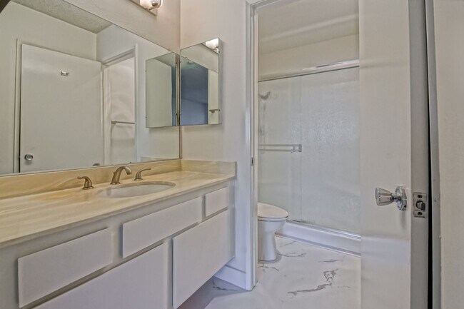 Building Photo - SPACIOUS, 2-STORY, 3BR2.5BA LAKESIDE CONDO...