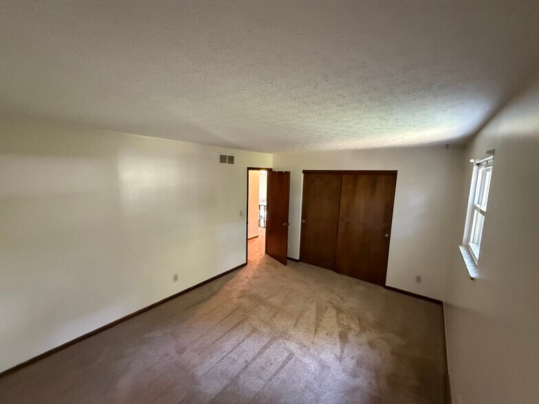 Building Photo - 7609 Cortina Ct