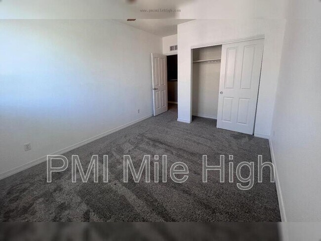 Building Photo - 15800 E 121st Ave
