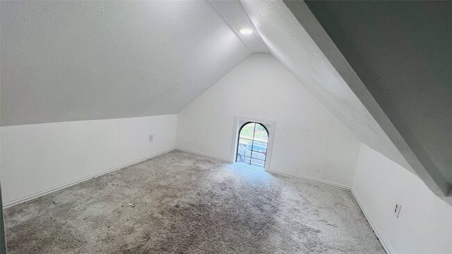 Building Photo - 9711 Dill Canyon Ln
