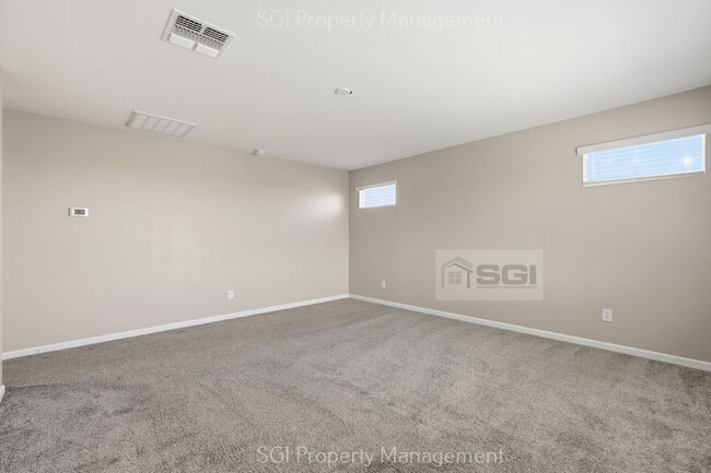 Building Photo - 17851 W Daley Ln
