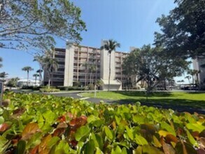 Building Photo - eagle cay