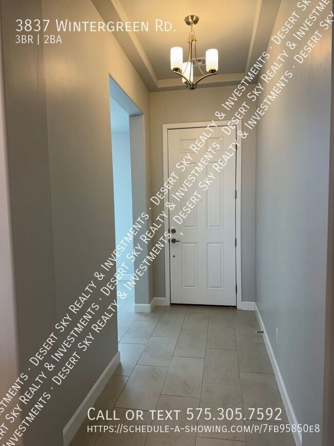 Building Photo - 3837 Wintergreen Rd