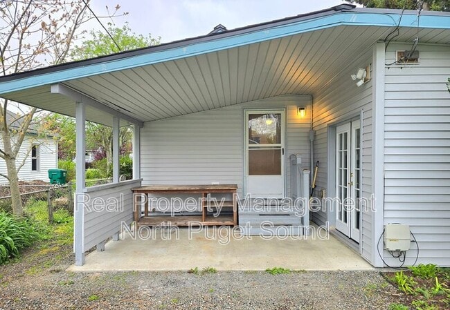 Building Photo - 1626 Rainier Ave