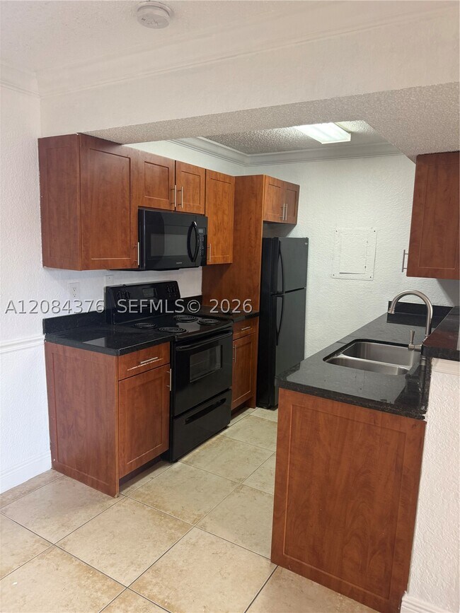 Building Photo - 15680 SW 106th Ln