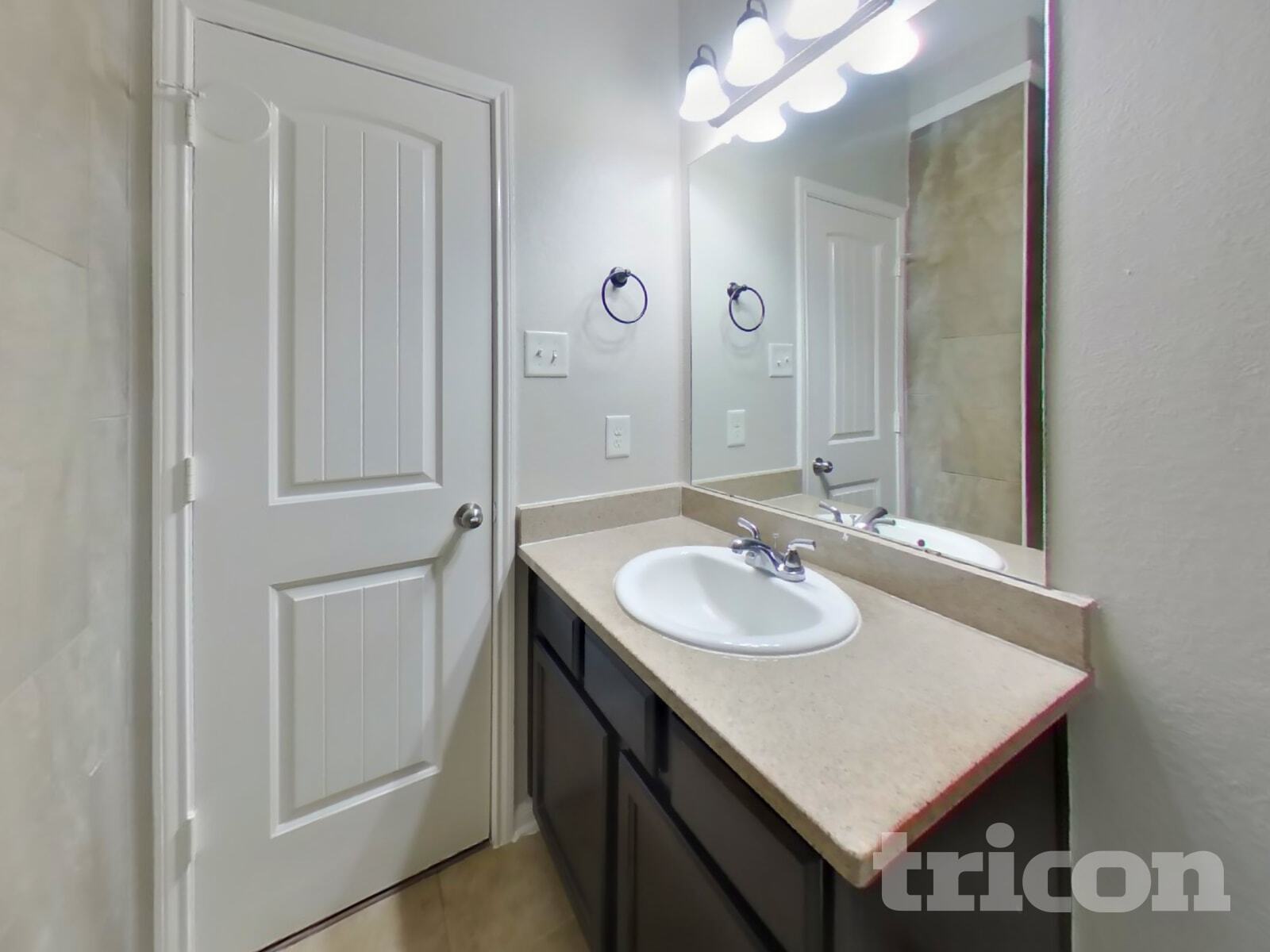 Building Photo - 12850 Spruce Cir