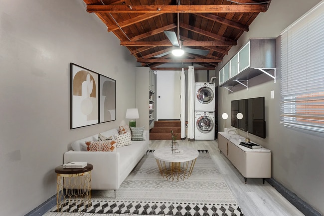 Building Photo - 12935 Greene Ave