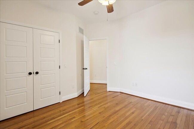 Building Photo - Pet Friendly Luxury DC TH - 3 bed +  3.5 B...