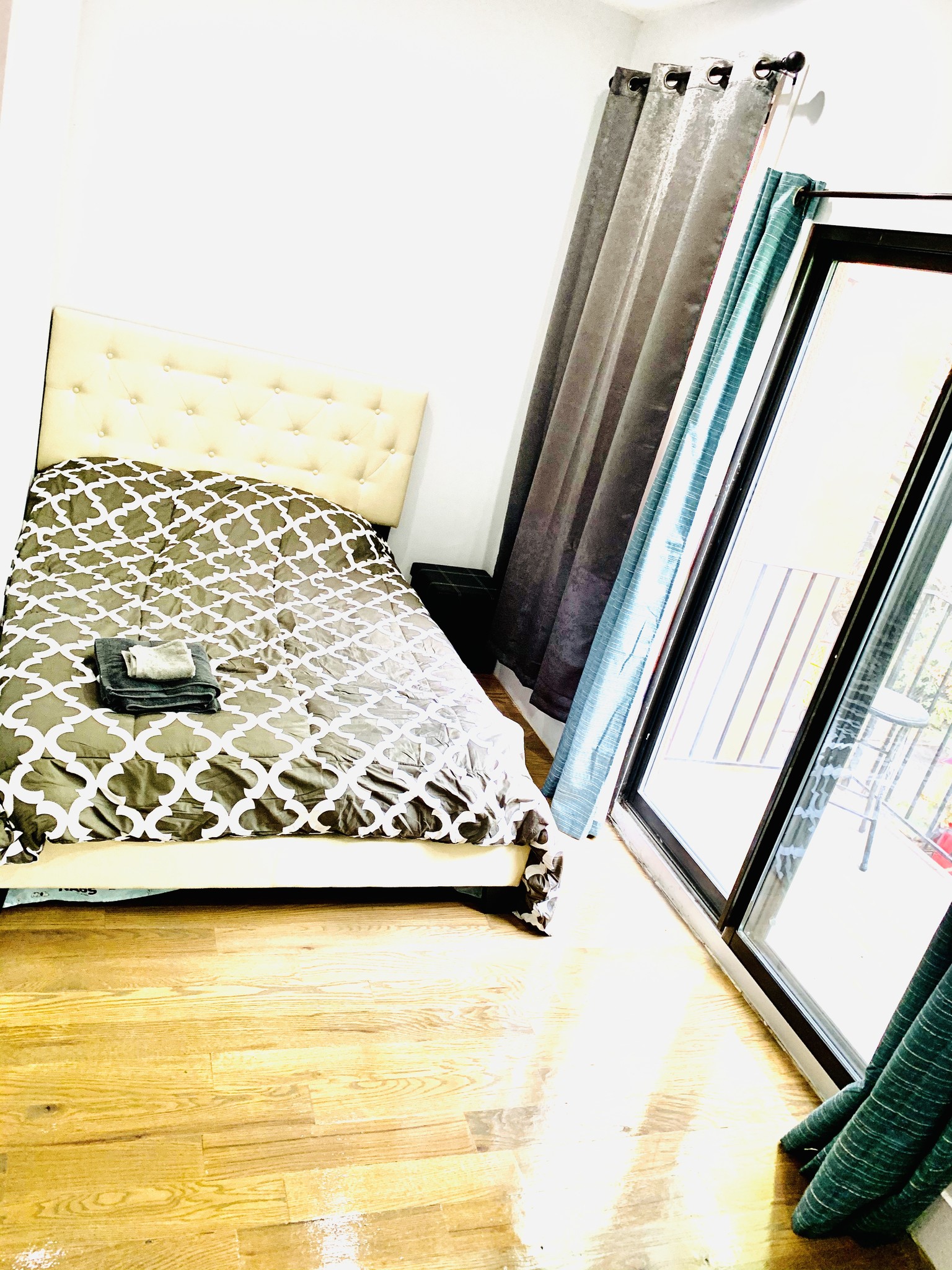 Building Photo - 1893 Pacific St