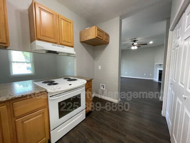 Building Photo - 1531 Lila St