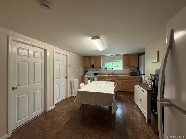 Building Photo - 57 Hall Ave