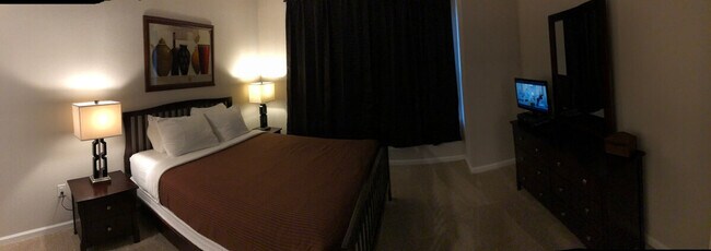 Building Photo - 1445 Broadcloth St