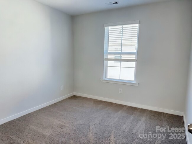 Building Photo - 14105 Alley Mae Aly