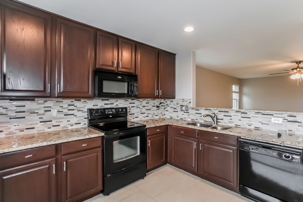 Building Photo - 2005 Burnside Dr