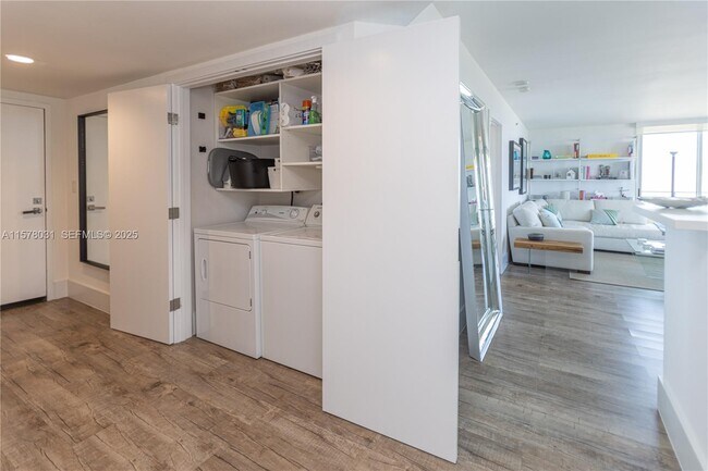 Building Photo - 90 Alton Rd