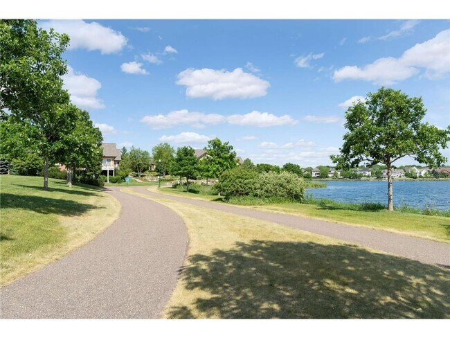 Building Photo - 15590 Duck Trail Ln
