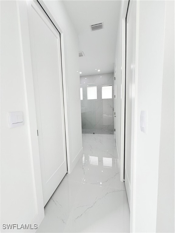 Building Photo - 702 Zemil Ct
