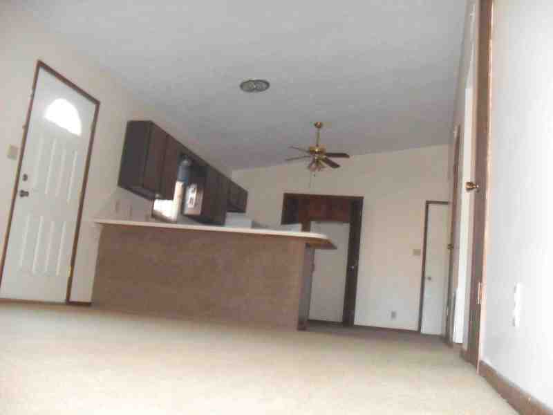 looking from the living room to the kithchen - 2125 N. Monroe