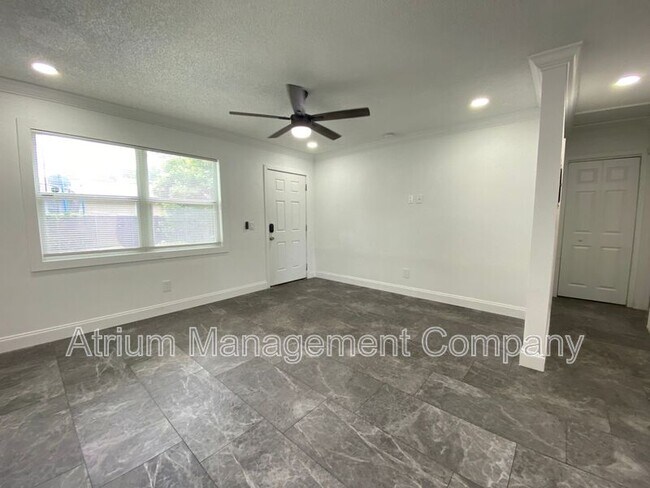 Building Photo - 1408 Patrick St