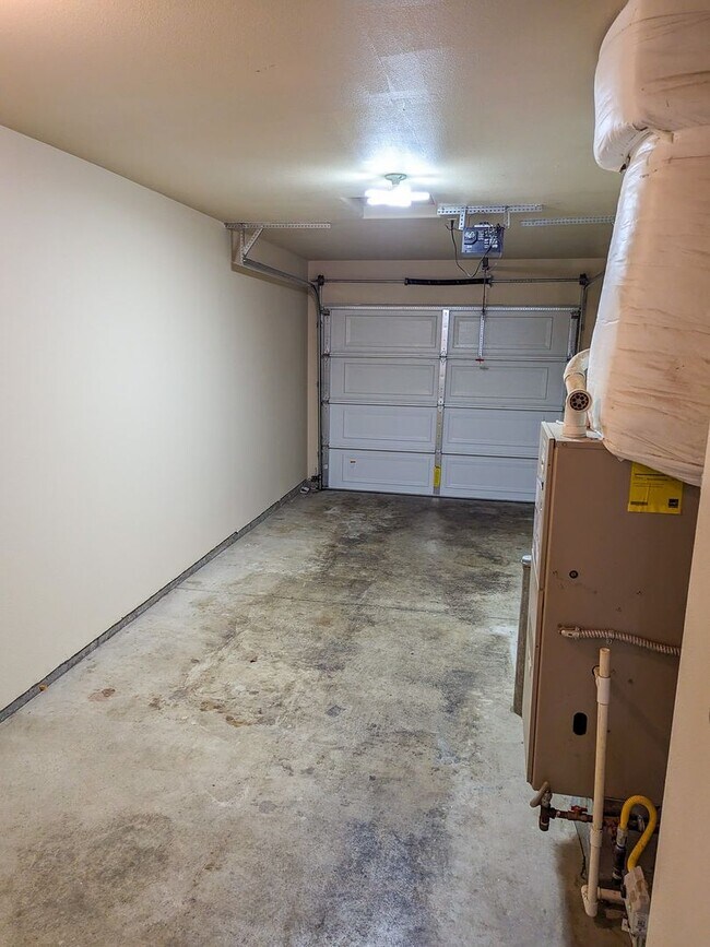 Building Photo - 3607-3617 Colton Ln NE