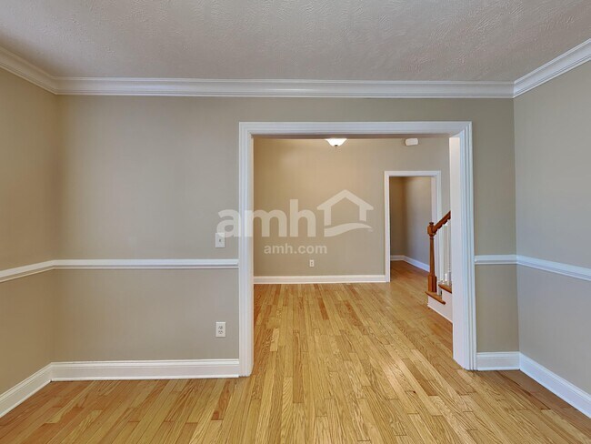 Building Photo - 4321 Roxburghe Ct