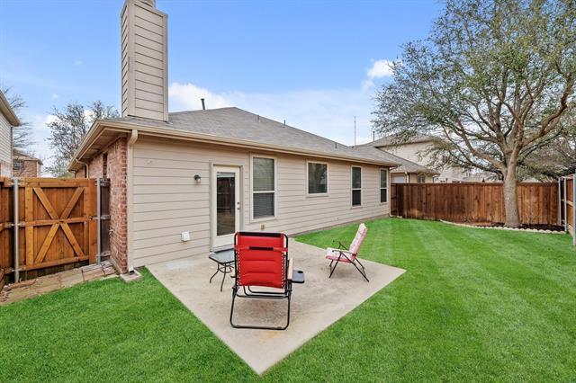 Building Photo - 5812 Pebble Ridge Dr