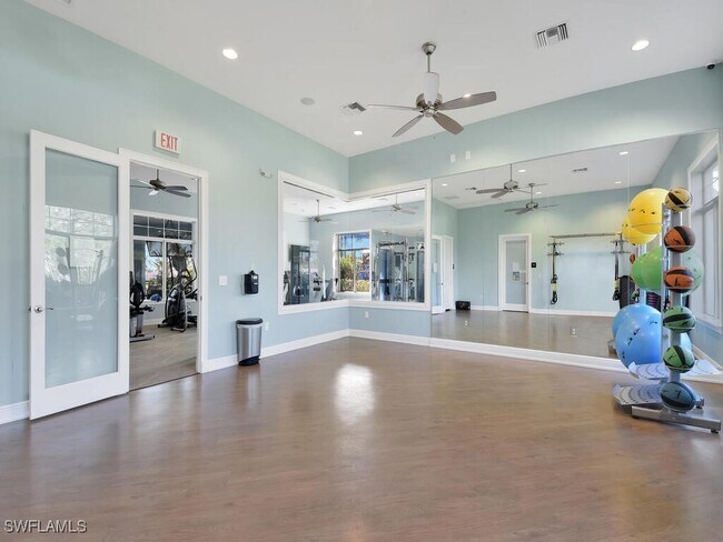 Building Photo - 3446 Acapulco Cir