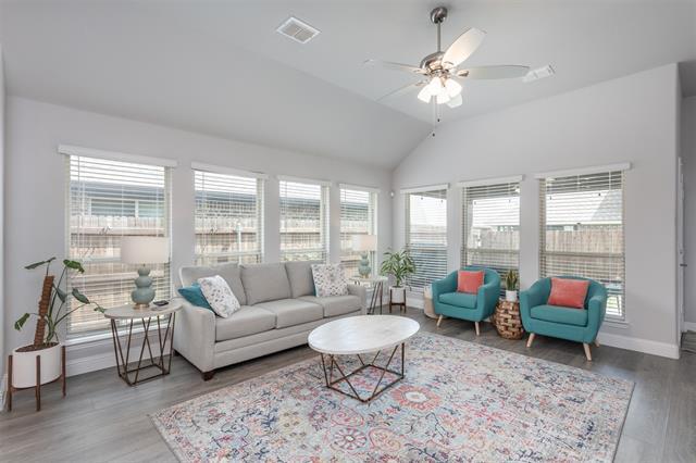 Building Photo - 204 Garden Grove Dr
