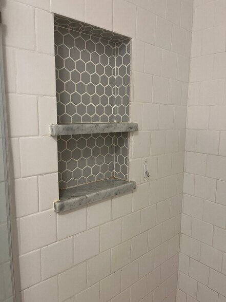 Building Photo - 1260 Francis St NW