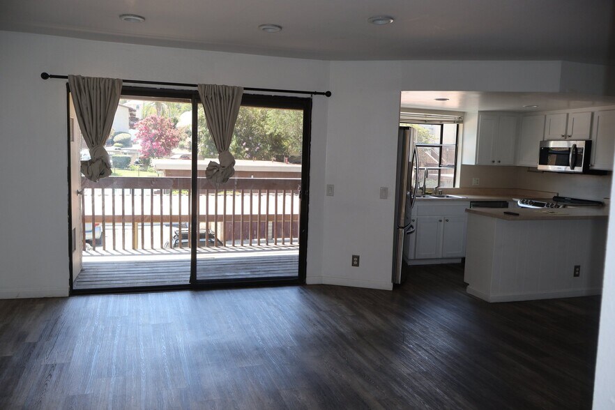 Building Photo - 440 W Citracado Pkwy