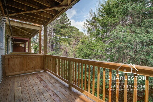 Building Photo - 4902 Lake Palmetto Ln