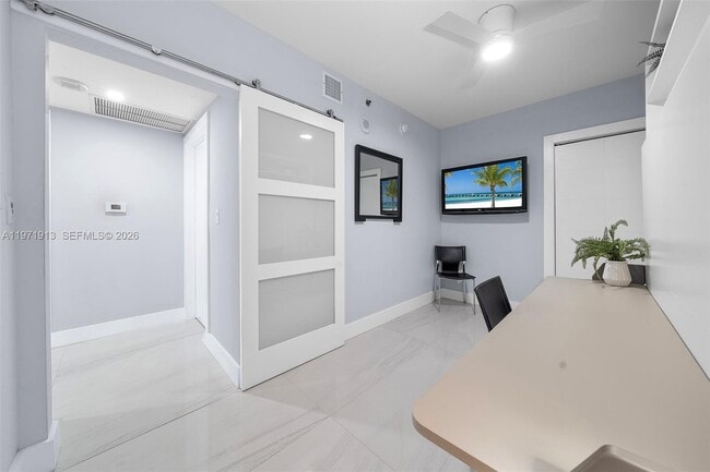 Building Photo - 226 Ocean Dr