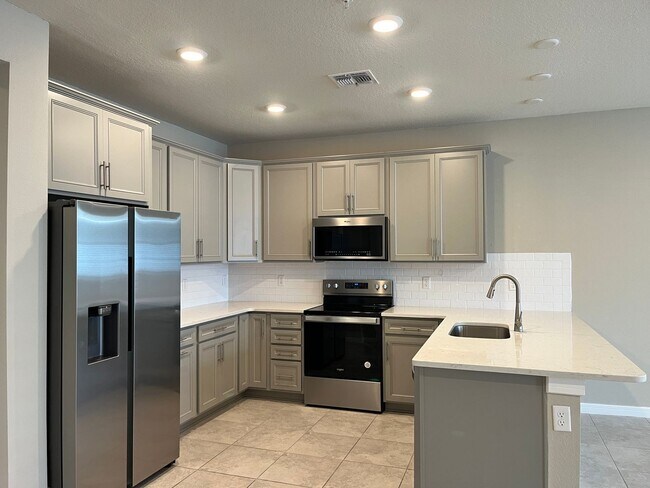 Building Photo - 14238 Sapelo Beach Dr