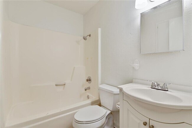 Building Photo - 1602 W Braker Ln