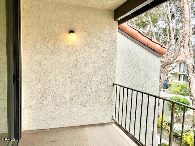 Building Photo - 2226 Martinique Ln