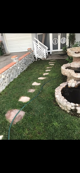 Building Photo - 706 W 29th St