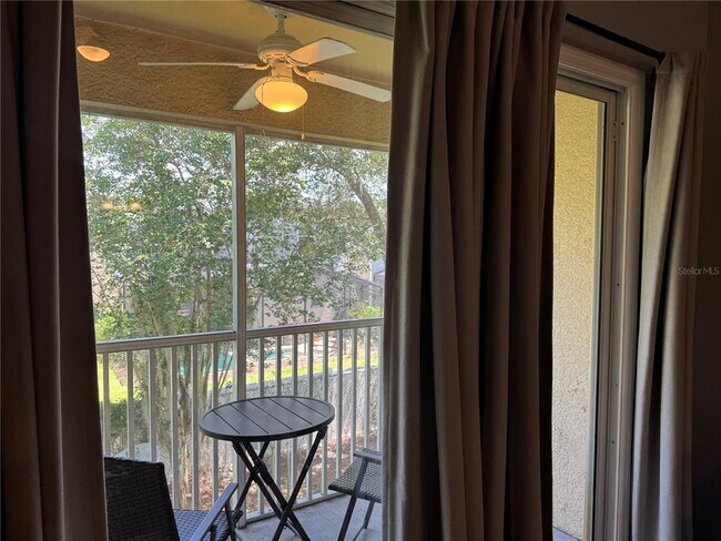 Building Photo - 2802 Club Cortile Cir